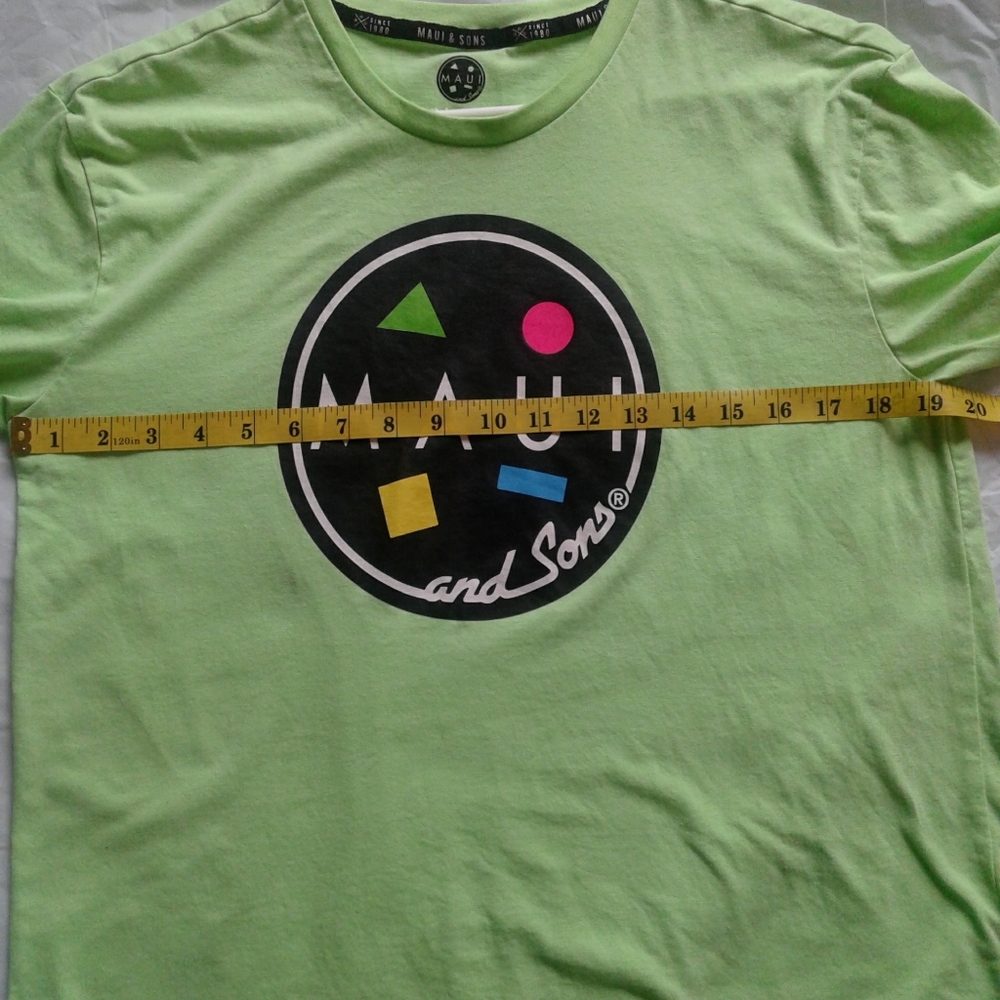 (3/$25 bundle)Women's large Maui and Sons short sleeve t-shirt - Picture 5 of 6
